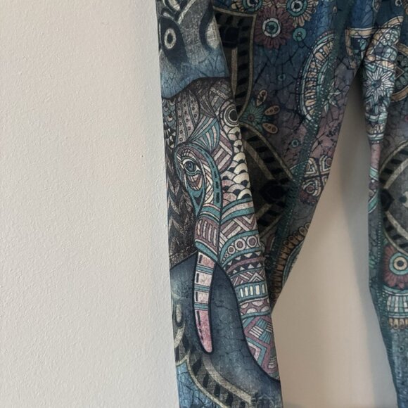Evolution and Creation Yoga Leggings Size M Boho Hippie Floral Elephant Nature - Picture 5 of 16